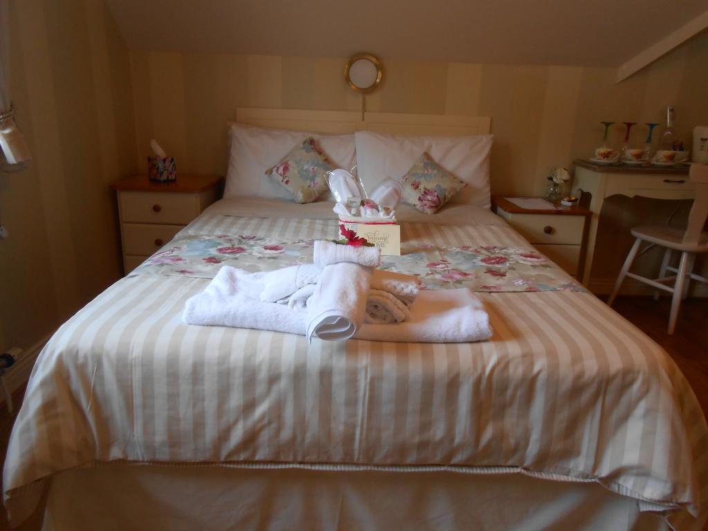 Moonarch Bed And Breakfast Kilkenny Exterior photo