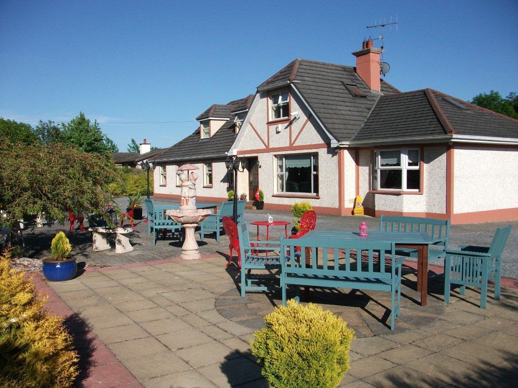 Moonarch Bed And Breakfast Kilkenny Exterior photo
